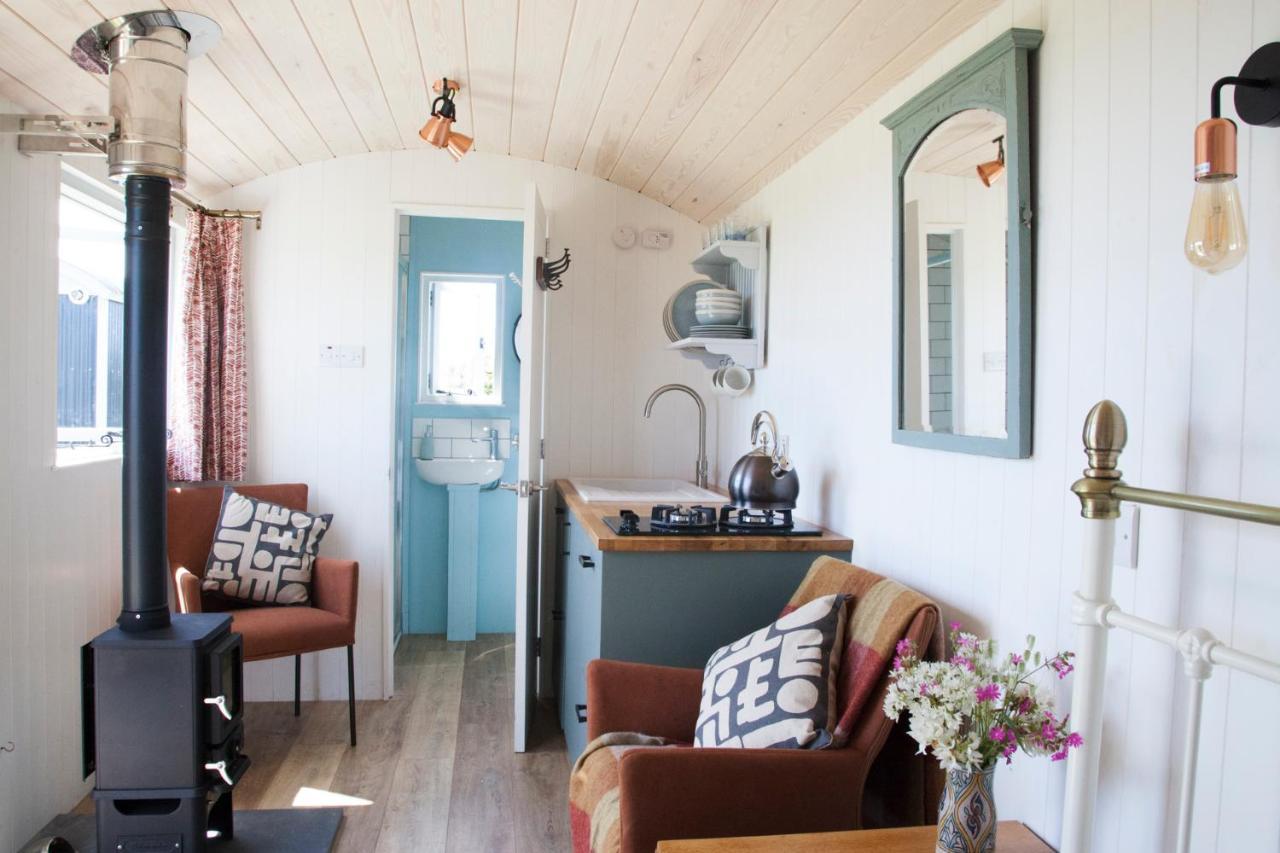 Ewe With A View Sea View Shepherds Huts Breage Extérieur photo